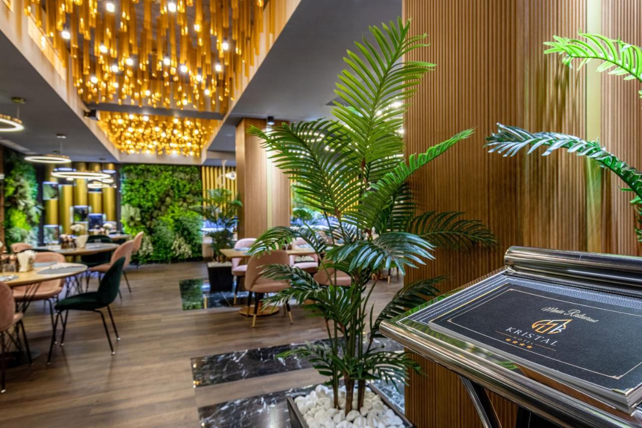 Hotel Kristal Focsani Luaran gambar