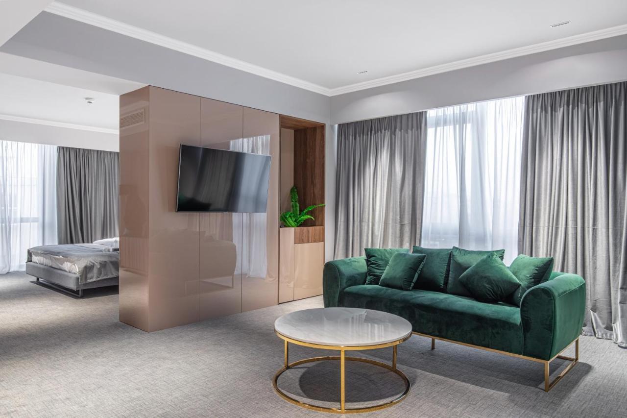 Hotel Kristal Focsani Luaran gambar