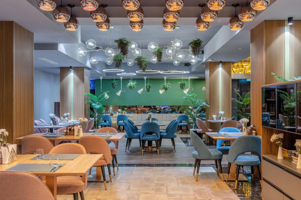 Hotel Kristal Focsani Luaran gambar